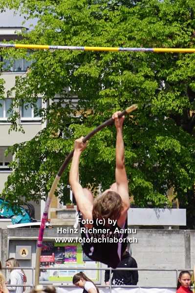 2424 erst_mai_basel.jpg